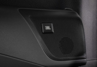 Подержанный автомобиль Toyota Alphard 2021 года (23 фото)