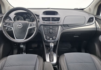 Подержанный автомобиль Opel Mokka 2013 года (12 фото)