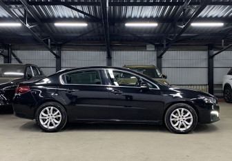 Подержанный автомобиль Peugeot 508 Sedan 2016 года (8 фото)