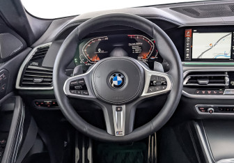 Подержанный автомобиль BMW X6 2021 года (22 фото)