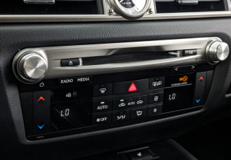 Подержанный автомобиль Lexus GS 2013 года (20 фото)