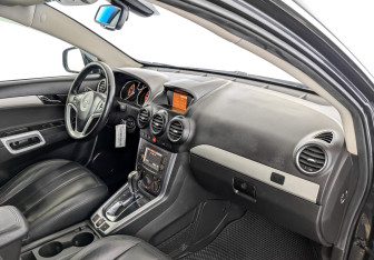 Подержанный автомобиль Opel Antara 2013 года (11 фото)