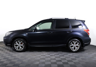 Подержанный автомобиль Subaru Forester Suv 2012 года (8 фото)