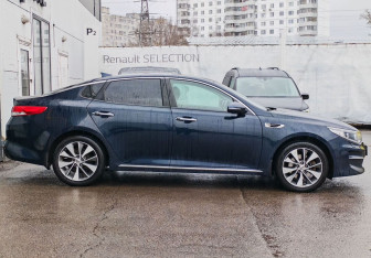 Подержанный автомобиль Kia Optima Sedan 2018 года (4 фото)