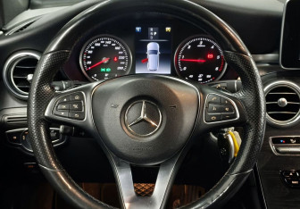 Подержанный автомобиль Mercedes-Benz GLC Coupe 2018 года (12 фото)