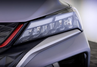 Подержанный автомобиль Geely Coolray 2024 года (17 фото)