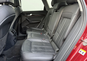 Подержанный автомобиль Audi Q5 2018 года (11 фото)