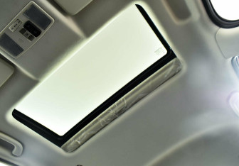 Подержанный автомобиль Changan Alsvin 2023 года (11 фото)