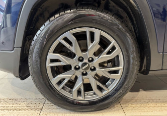 Подержанный автомобиль Jeep Cherokee 2014 года (19 фото)