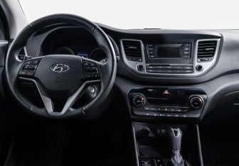 Подержанный автомобиль Hyundai Tucson 2017 года (6 фото)
