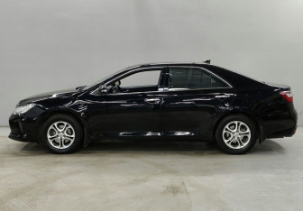 Подержанный автомобиль Toyota Camry Sedan 2015 года (8 фото)
