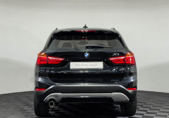 Подержанный автомобиль BMW X1 2017 года (4 фото)