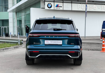 Подержанный автомобиль Geely Monjaro 2023 года (6 фото)
