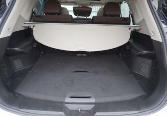 Подержанный автомобиль Nissan X-Trail 2021 года (9 фото)