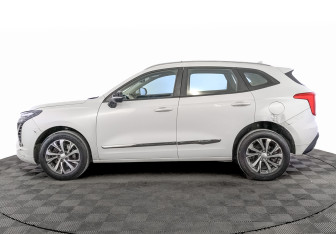 Подержанный автомобиль Haval Jolion 2023 года (8 фото)