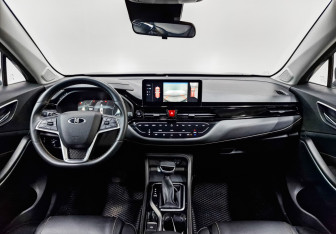 Подержанный автомобиль Москвич 3 2023 года (14 фото)