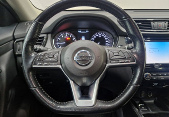 Подержанный автомобиль Nissan X-Trail 2020 года (15 фото)