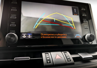 Подержанный автомобиль Toyota RAV4 2020 года (30 фото)