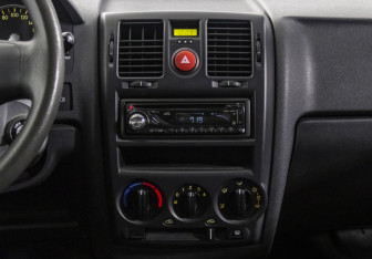 Подержанный автомобиль Hyundai Getz 2007 года (13 фото)