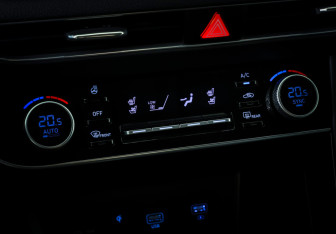 Подержанный автомобиль Hyundai Sonata 2020 года (17 фото)