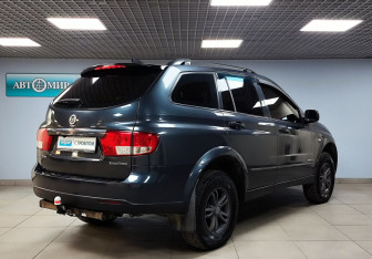 Подержанный автомобиль SsangYong Kyron 2011 года (5 фото)