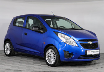 Подержанный автомобиль Chevrolet Spark 2012 года (3 фото)