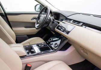 Подержанный автомобиль Land Rover Range Rover Velar 2018 года (9 фото)
