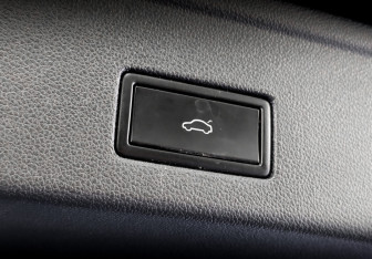 Подержанный автомобиль Volkswagen Touareg 2019 года (25 фото)