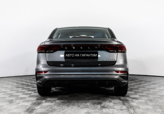 Подержанный автомобиль Geely Emgrand 2023 года (4 фото)