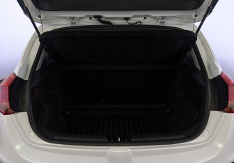 Подержанный автомобиль Kia Ceed Hatchback 2016 года (10 фото)