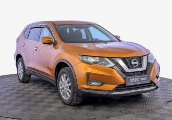 Подержанный автомобиль Nissan X-Trail 2019 года (3 фото)