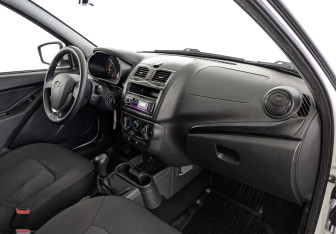 Подержанный автомобиль LADA (ВАЗ) Granta Sedan 2023 года (13 фото)