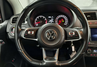 Подержанный автомобиль Volkswagen Polo Sedan 2019 года (12 фото)