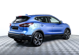 Подержанный автомобиль Nissan Qashqai 2020 года (5 фото)
