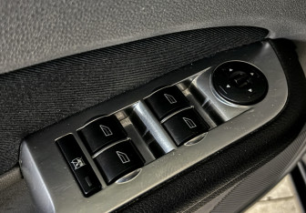 Подержанный автомобиль Ford Focus Hatchback 2010 года (19 фото)