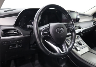 Подержанный автомобиль Hyundai Palisade 2020 года (10 фото)