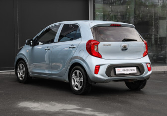 Подержанный автомобиль Kia Picanto 2017 года (6 фото)