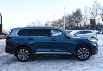 Подержанный автомобиль Exeed VX 2022 года (4 фото)