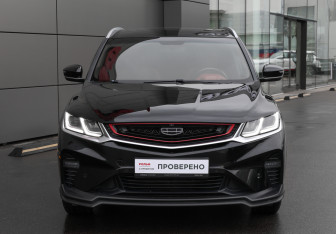 Подержанный автомобиль Geely Coolray 2021 года (2 фото)