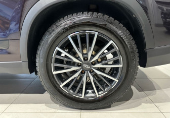 Подержанный автомобиль Chery Tiggo 8 Pro 2023 года (21 фото)