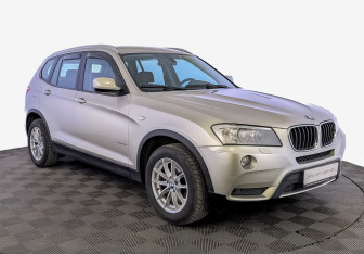 Подержанный автомобиль BMW X3 2013 года (3 фото)