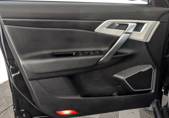 Подержанный автомобиль Geely Atlas 2019 года (19 фото)