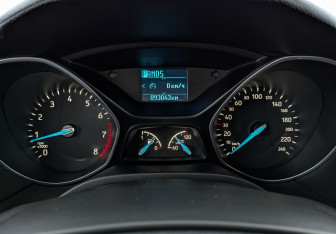 Подержанный автомобиль Ford Focus Hatchback 2018 года (15 фото)