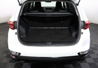 Подержанный автомобиль Kia Sportage 2021 года (10 фото)