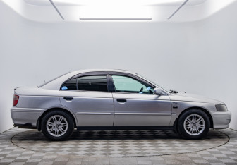Подержанный автомобиль Honda Accord Sedan 2000 года (6 фото)