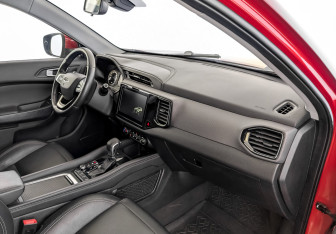 Подержанный автомобиль Chery Tiggo 4 2020 года (11 фото)