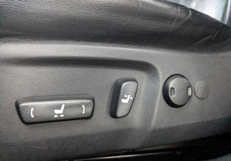 Подержанный автомобиль Toyota Camry Sedan 2016 года (28 фото)