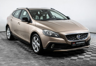Подержанный автомобиль Volvo V40 Hatchback 2013 года (3 фото)