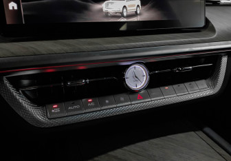 Подержанный автомобиль Tank 500 2023 года (18 фото)