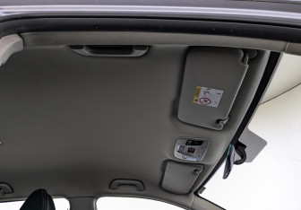 Подержанный автомобиль Geely Coolray 2022 года (23 фото)